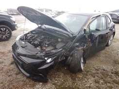 TOYOTA COROLLA 1.8 HEV 5D E-CVT LUNA - KARAMBOL